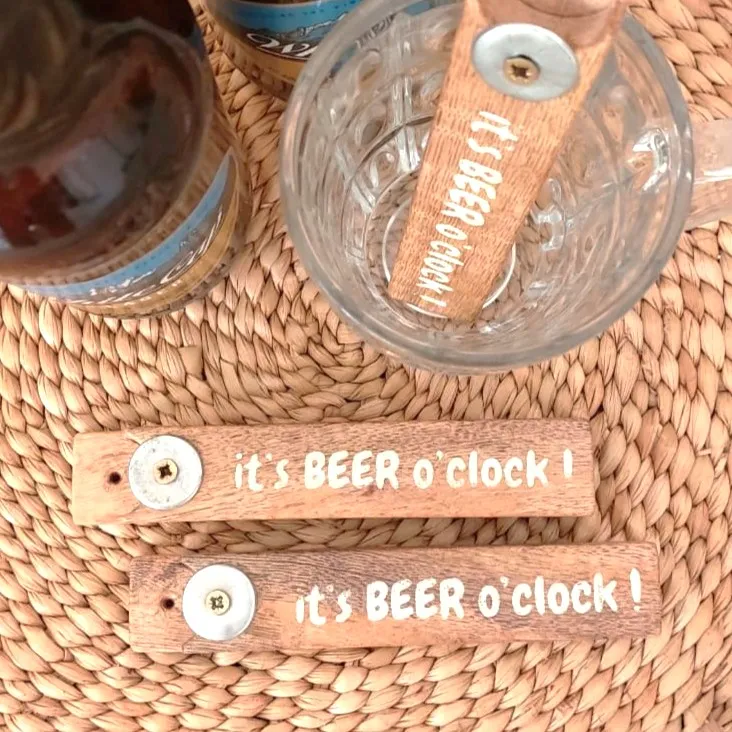 Bottle Opener 'Beer O'Clock'